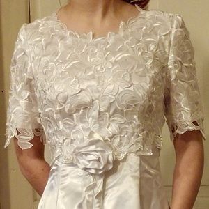 gorgeous VINTAGE tailor-made wedding dress